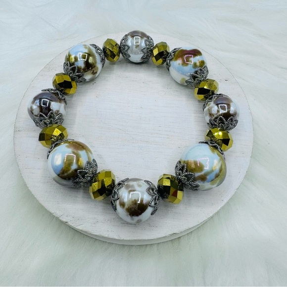 Large Beads  Statement Beaded Bracelet Style C - Picture 6 of 6